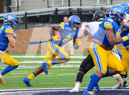 Thumbnail 3 in Madison vs. Oscar Smith (VHSL Class 6 Final) photogallery.