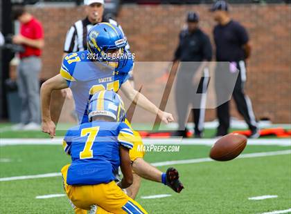 Thumbnail 2 in Madison vs. Oscar Smith (VHSL Class 6 Final) photogallery.