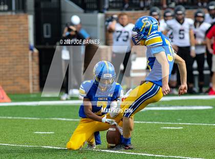 Thumbnail 1 in Madison vs. Oscar Smith (VHSL Class 6 Final) photogallery.