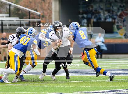 Thumbnail 2 in Madison vs. Oscar Smith (VHSL Class 6 Final) photogallery.