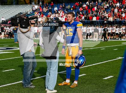 Thumbnail 3 in Madison vs. Oscar Smith (VHSL Class 6 Final) photogallery.