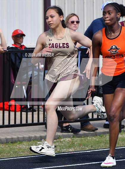 Thumbnail 2 in Warner Eagles Invitational photogallery.