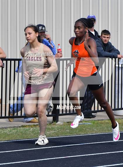 Thumbnail 3 in Warner Eagles Invitational photogallery.