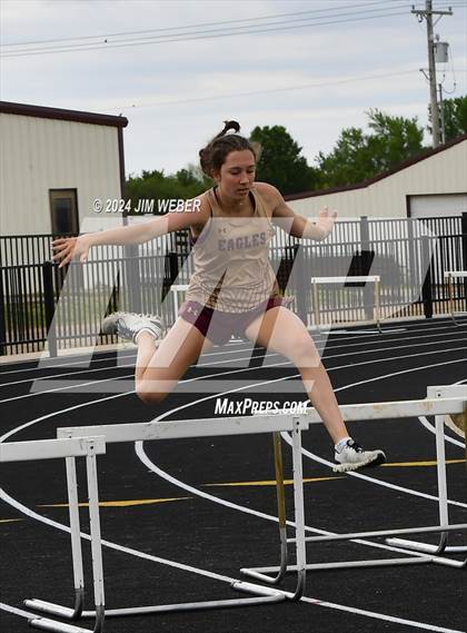 Thumbnail 2 in Warner Eagles Invitational photogallery.