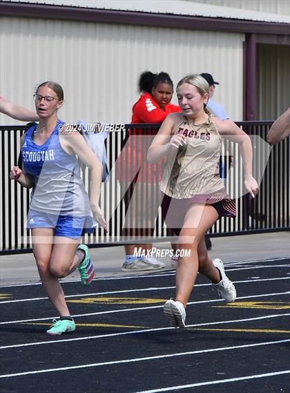 Thumbnail 1 in Warner Eagles Invitational photogallery.