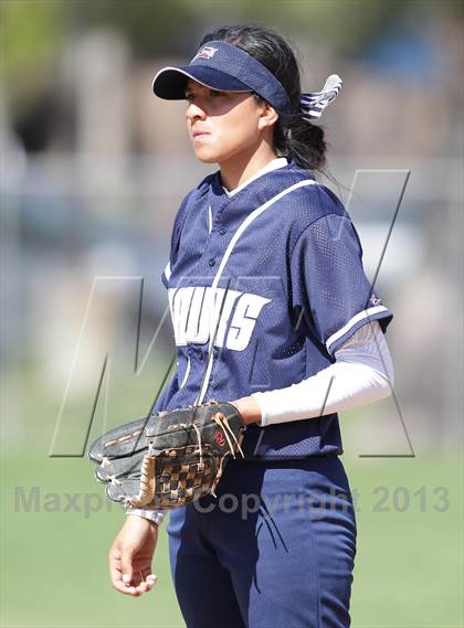 Thumbnail 2 in Harvard-Westlake vs. Silverado (Hi Desert Classic) photogallery.