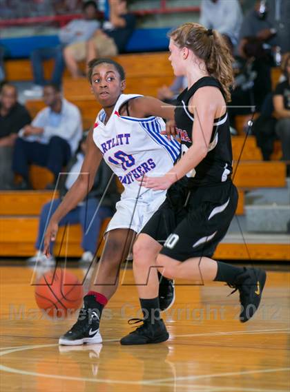 Thumbnail 3 in Fellowship of Christian Athletes @ Bartlett photogallery.