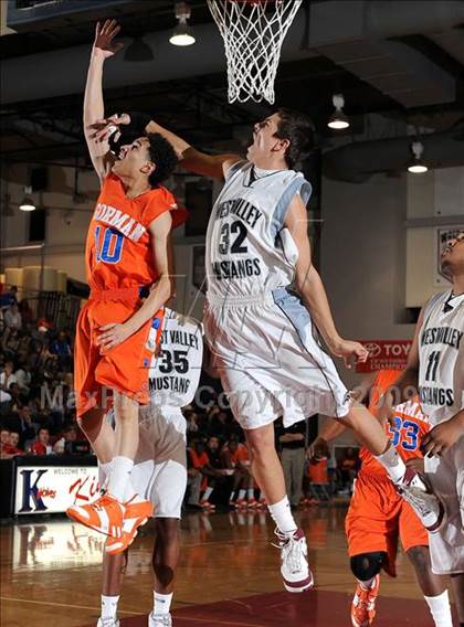 Thumbnail 1 in West Valley vs. Bishop Gorman (MLK Inland Invitational) photogallery.