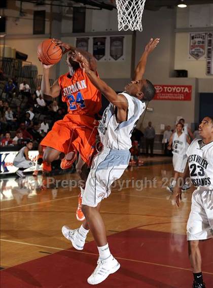 Thumbnail 1 in West Valley vs. Bishop Gorman (MLK Inland Invitational) photogallery.