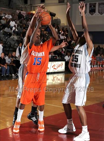Thumbnail 2 in West Valley vs. Bishop Gorman (MLK Inland Invitational) photogallery.