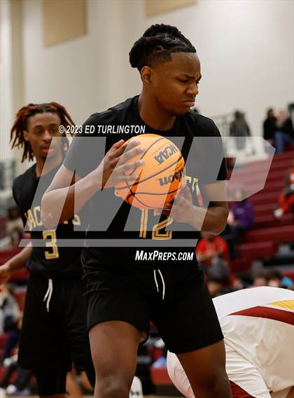 Thumbnail 3 in Sprayberry @ Lassiter photogallery.