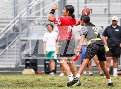 Thumbnail 2 in San Pedro vs. Sacred Heart of Jesus photogallery.