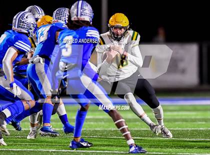 Thumbnail 3 in Bishop Manogue @ McQueen (NIAA 5A Northern Final) photogallery.