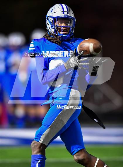 Thumbnail 3 in Bishop Manogue @ McQueen (NIAA 5A Northern Final) photogallery.