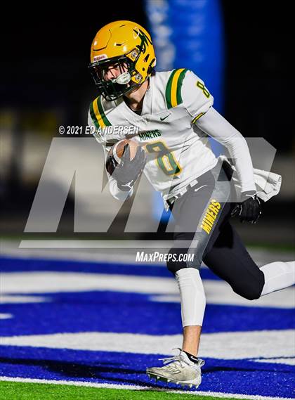 Thumbnail 3 in Bishop Manogue @ McQueen (NIAA 5A Northern Final) photogallery.