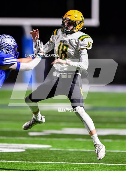 Thumbnail 1 in Bishop Manogue @ McQueen (NIAA 5A Northern Final) photogallery.