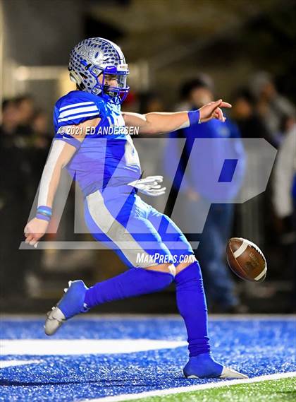 Thumbnail 2 in Bishop Manogue @ McQueen (NIAA 5A Northern Final) photogallery.
