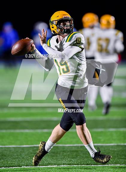 Thumbnail 3 in Bishop Manogue @ McQueen (NIAA 5A Northern Final) photogallery.