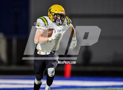 Thumbnail 3 in Bishop Manogue @ McQueen (NIAA 5A Northern Final) photogallery.