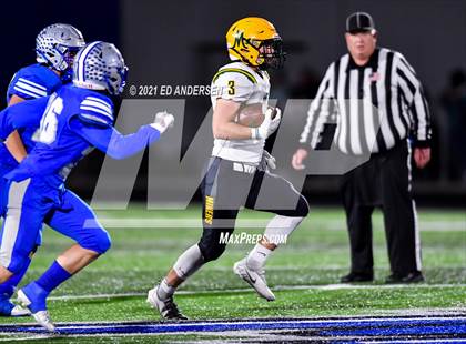 Thumbnail 3 in Bishop Manogue @ McQueen (NIAA 5A Northern Final) photogallery.