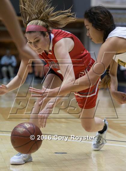 Thumbnail 3 in St. John's vs. Georgetown Visitation Prep (DCSAA Final) photogallery.