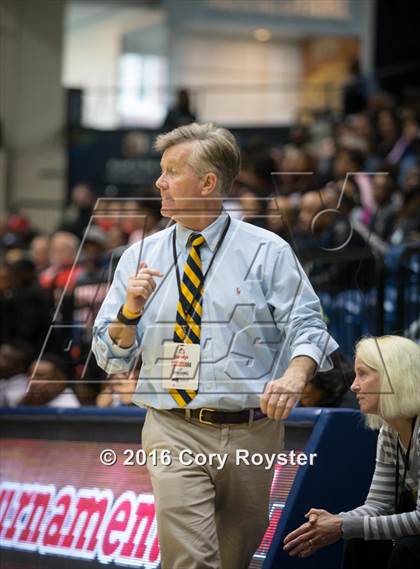 Thumbnail 3 in St. John's vs. Georgetown Visitation Prep (DCSAA Final) photogallery.
