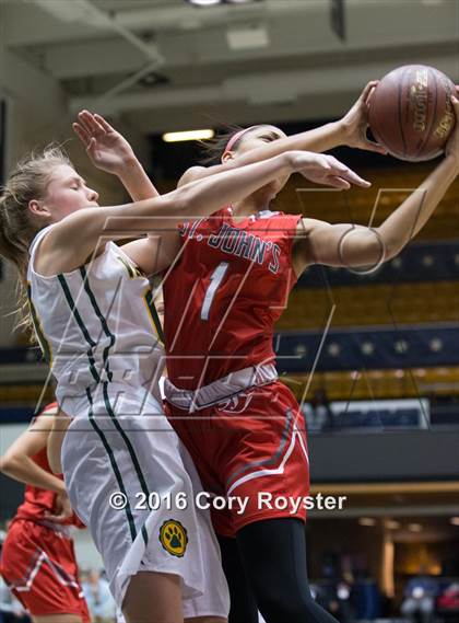 Thumbnail 2 in St. John's vs. Georgetown Visitation Prep (DCSAA Final) photogallery.
