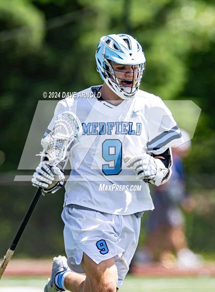 Thumbnail 2 in Medfield vs. Scituate (MIAA Division 3 Final) photogallery.