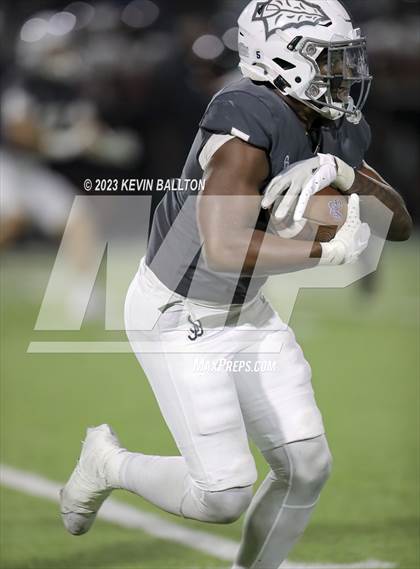 Thumbnail 3 in Centennial @ St. John Bosco (CIF SS Division 1 Semifinal) photogallery.