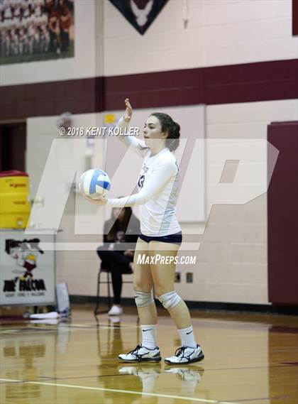 Thumbnail 2 in Fraser vs Grosse Pointe South (MHSAA Regional Quarterfinal) photogallery.