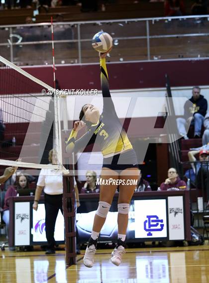 Thumbnail 2 in Fraser vs Grosse Pointe South (MHSAA Regional Quarterfinal) photogallery.