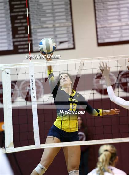 Thumbnail 1 in Fraser vs Grosse Pointe South (MHSAA Regional Quarterfinal) photogallery.