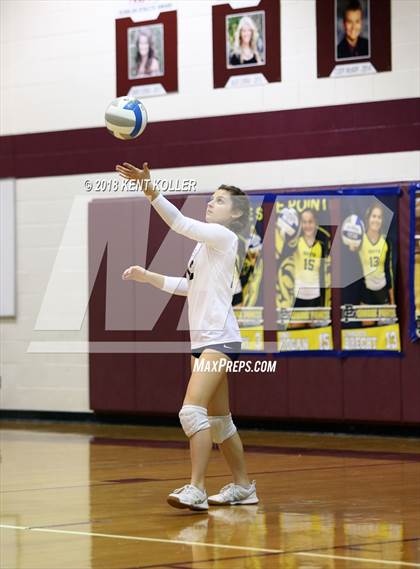 Thumbnail 2 in Fraser vs Grosse Pointe South (MHSAA Regional Quarterfinal) photogallery.