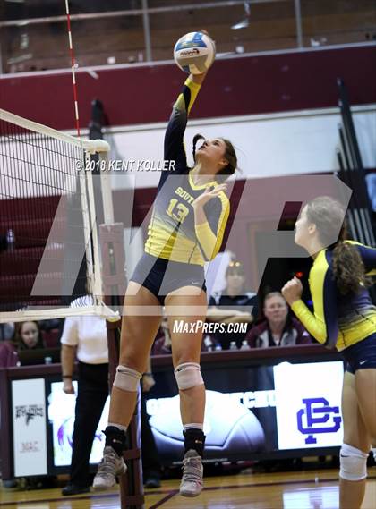 Thumbnail 1 in Fraser vs Grosse Pointe South (MHSAA Regional Quarterfinal) photogallery.