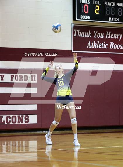 Thumbnail 1 in Fraser vs Grosse Pointe South (MHSAA Regional Quarterfinal) photogallery.
