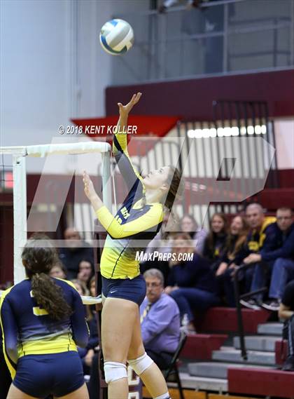 Thumbnail 2 in Fraser vs Grosse Pointe South (MHSAA Regional Quarterfinal) photogallery.
