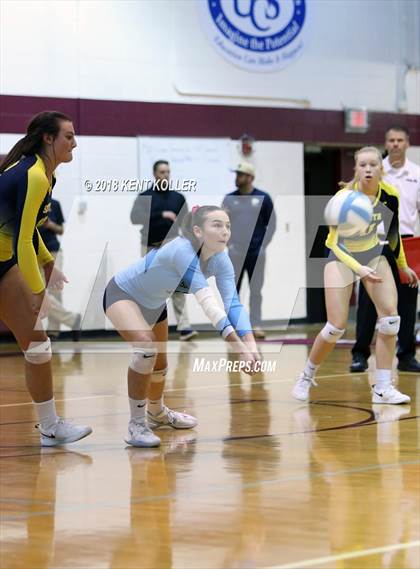 Thumbnail 2 in Fraser vs Grosse Pointe South (MHSAA Regional Quarterfinal) photogallery.
