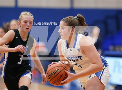 Thumbnail 2 in Mukwonago @ Waukesha West photogallery.