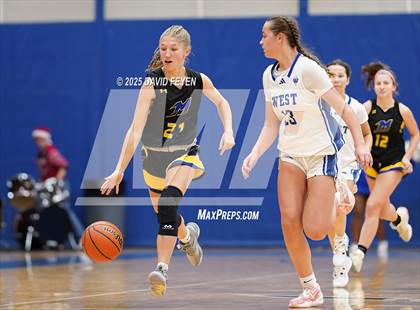 Thumbnail 1 in Mukwonago @ Waukesha West photogallery.