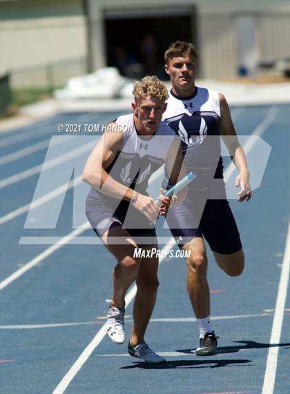 Thumbnail 2 in University Bulldog Invitational photogallery.