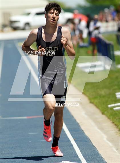 Thumbnail 3 in University Bulldog Invitational photogallery.