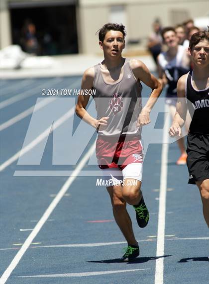 Thumbnail 3 in University Bulldog Invitational photogallery.
