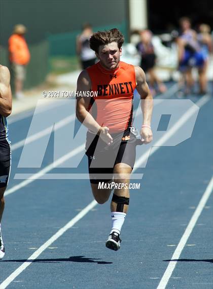 Thumbnail 1 in University Bulldog Invitational photogallery.
