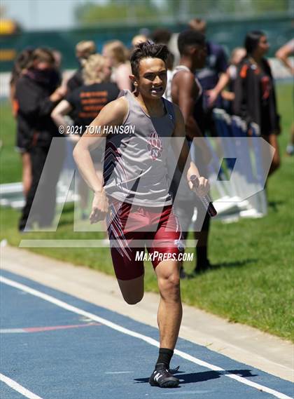 Thumbnail 3 in University Bulldog Invitational photogallery.