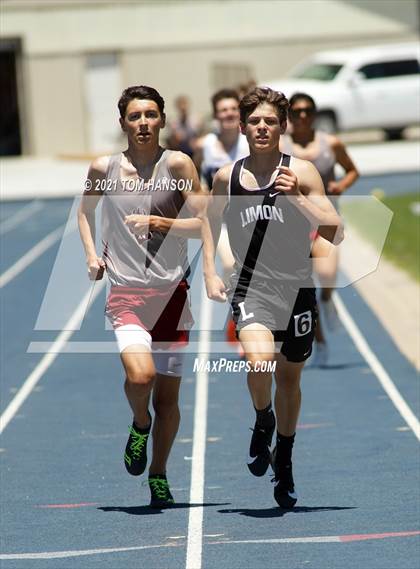 Thumbnail 2 in University Bulldog Invitational photogallery.