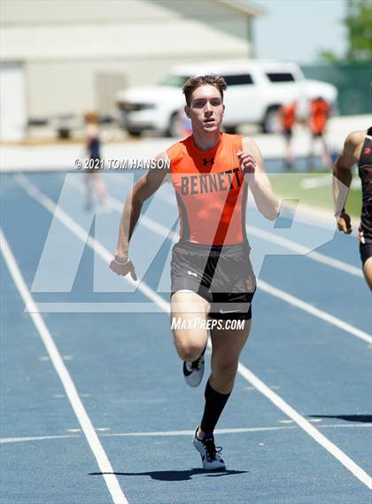 Thumbnail 2 in University Bulldog Invitational photogallery.