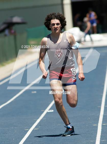 Thumbnail 3 in University Bulldog Invitational photogallery.