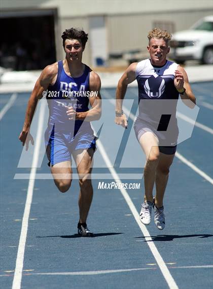 Thumbnail 1 in University Bulldog Invitational photogallery.