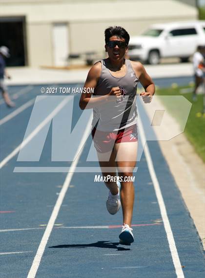 Thumbnail 3 in University Bulldog Invitational photogallery.