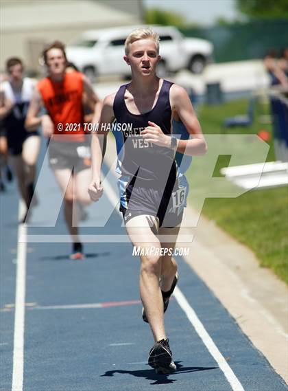 Thumbnail 2 in University Bulldog Invitational photogallery.
